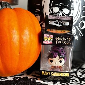 Hocus Pocus Funko Pop Keychain Sanderson Sisters Mary NWT